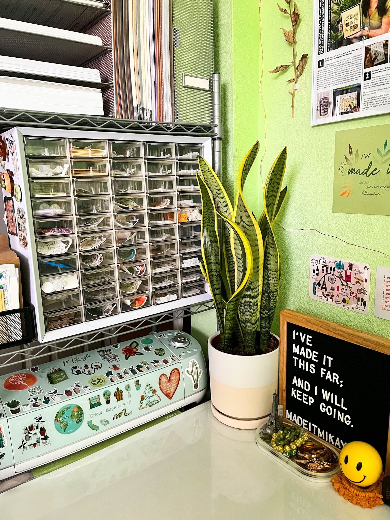 Crafting Workspace | MadeItMikayla
