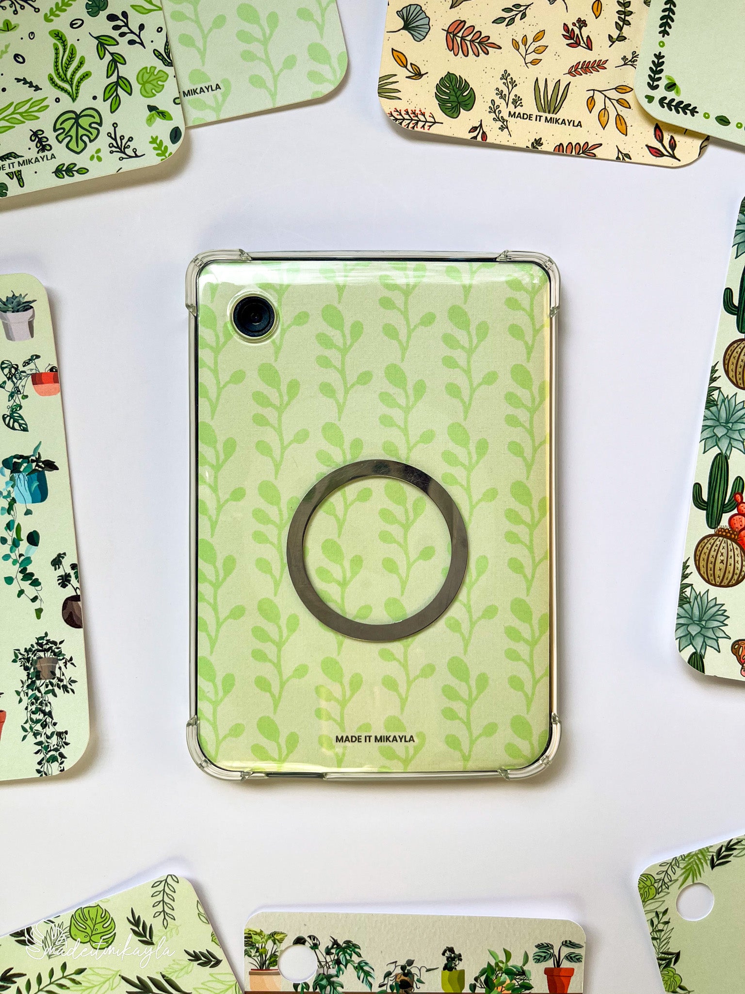 Elemental Greenery Frame E-Reader Insert