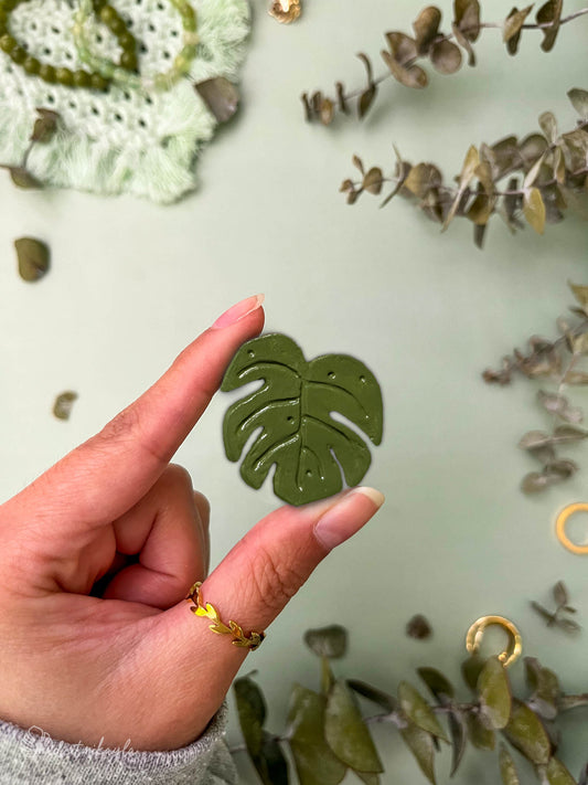 Monstera Leaf Clay Keychain/Pin/Magnet | MadeItMikayla