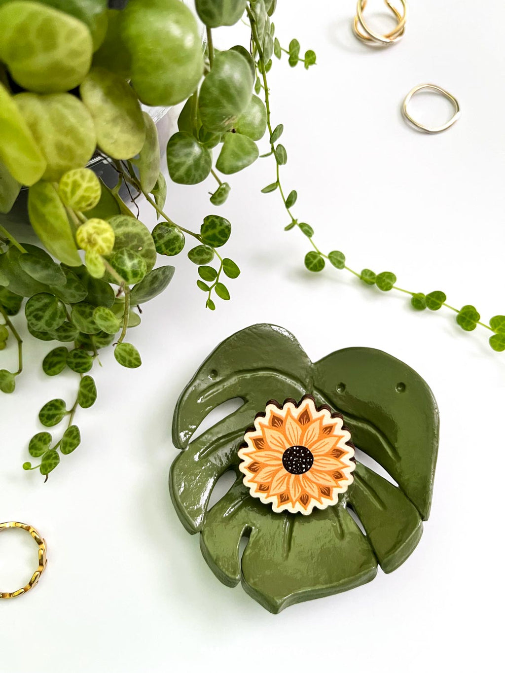 Sunflower Wooden Pin | MadeItMikayla