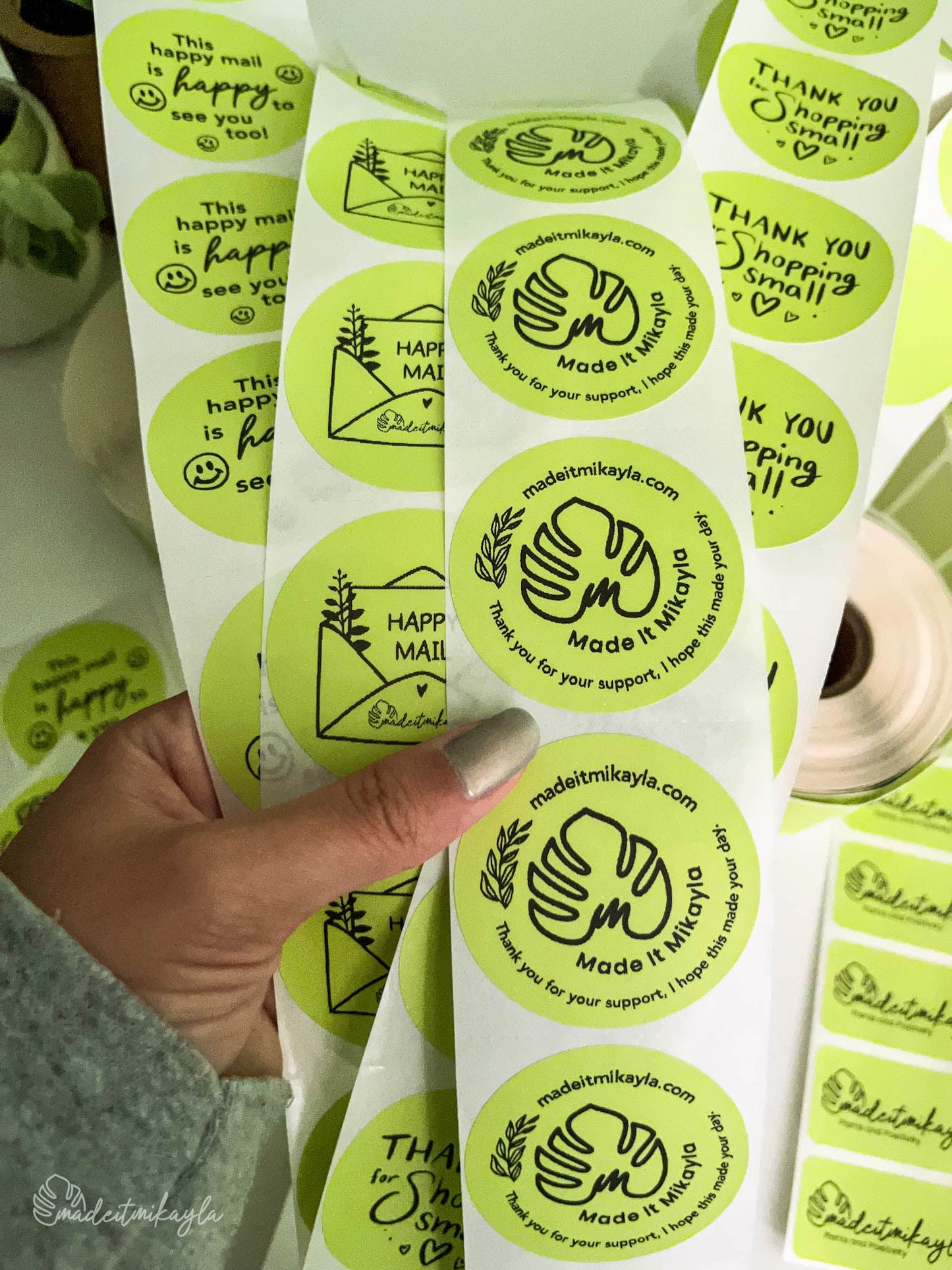 Custom Logo Circle Packaging Stickers